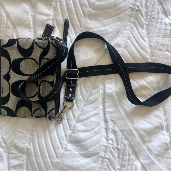 Coach Satchel - Picture 4 of 5